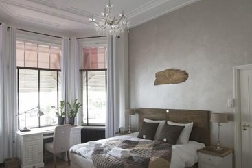 Zenzez Hotel & Lounge