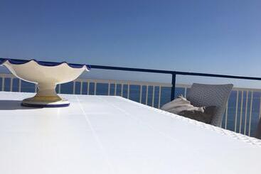 هتل Blue Island Villa Caterina