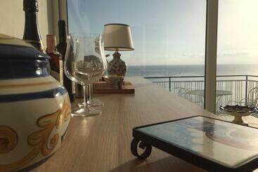 هتل Blue Island Villa Caterina