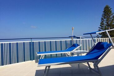 هتل Blue Island Villa Caterina