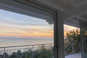 هتل Blue Island Villa Caterina
