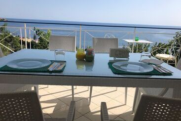 هتل Blue Island Villa Caterina