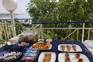 هتل Blue Island Villa Caterina