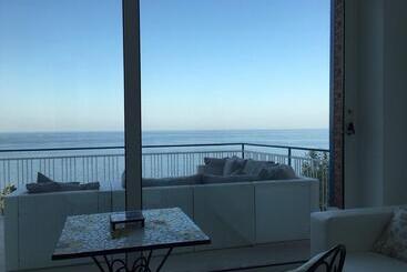 هتل Blue Island Villa Caterina