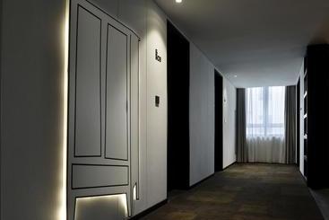 酒店 Ease House Luoyang