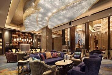 هتل Wanda Realm Liuzhou