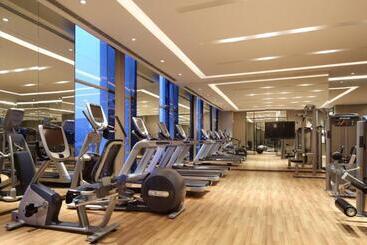 هتل Wanda Realm Liuzhou
