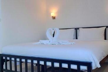 Chaweng Best Hotel And Hostel Samui