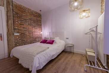 Hostal Albany Ancha