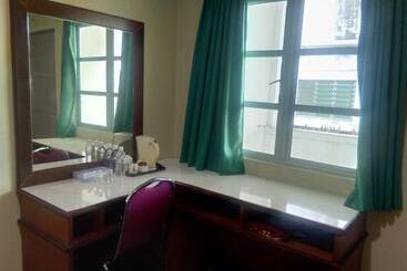 هتل Arwana Inn Tok Bali