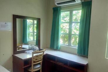 هتل Arwana Inn Tok Bali