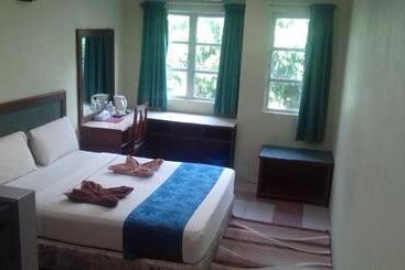 هتل Arwana Inn Tok Bali