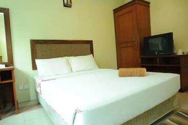 هتل Arwana Inn Tok Bali