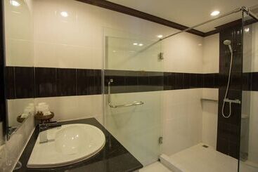 هتل Baan Chongfa Resort