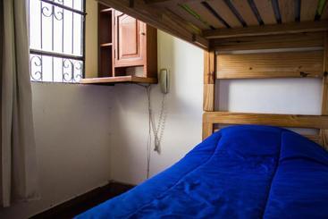 هتل Hostal Del Alma