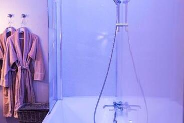 هتل B&b A Dream City Spa & Massages