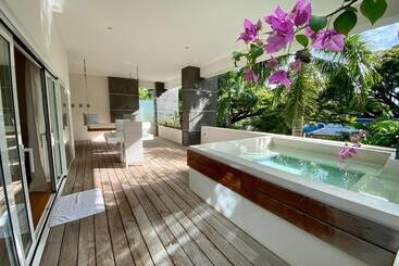 هتل Casa 22 Luxury Boutique