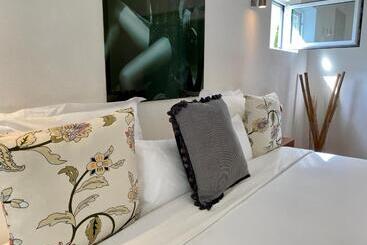 هتل Casa 22 Luxury Boutique