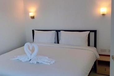 Chaweng Best Hotel And Hostel Samui