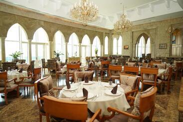 هتل Grand Millennium Sulaimani