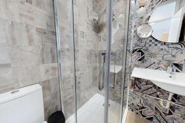 Hostal Boutique La Española By Bossh Hotels