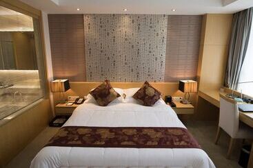هتل Suzhou Sun Plaza