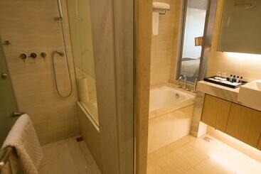 هتل Suzhou Sun Plaza