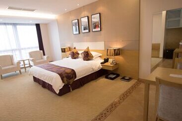 هتل Suzhou Sun Plaza