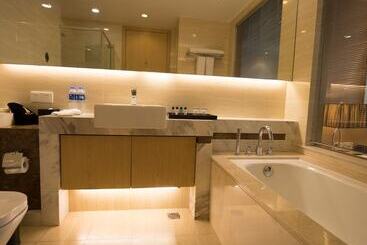 هتل Suzhou Sun Plaza