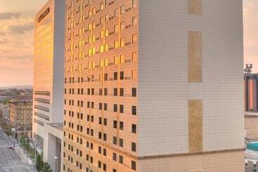 酒店 The Davenport Tower, Autograph Collection