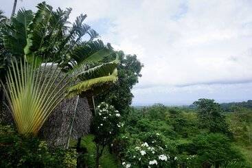 هتل Theview Camiguin
