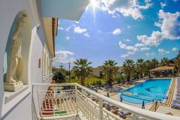 هتل Laganas Holidays