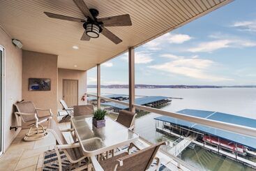 Happy Haven @ Lands End 3 Bdr Resort Condo! - Osage Beach