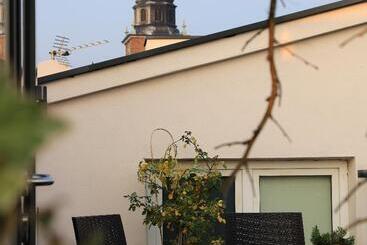 Gołębia 8 Residence