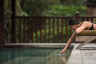 هتل Adiwana Resort Jembawan