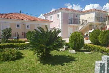 هتل La Skalavista Ex Big Village