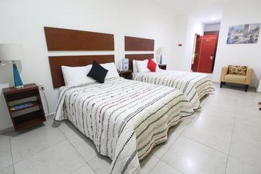 هتل Casa De La Iaia