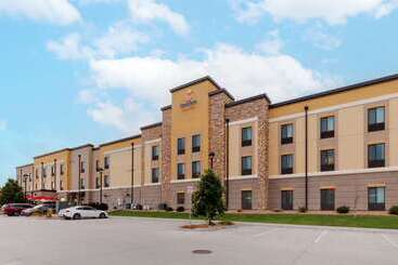 هتل Comfort Suites Loveland