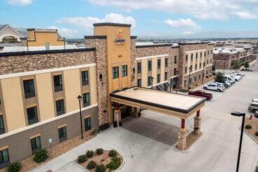 هتل Comfort Suites Loveland