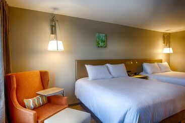 هتل Hilton Garden Inn Salina
