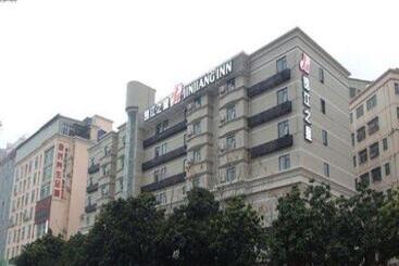 Atour Light Hotel Shenzhen North Station Hongshan Metro Station