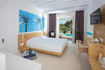 هتل Mykonos Dove Beachfront