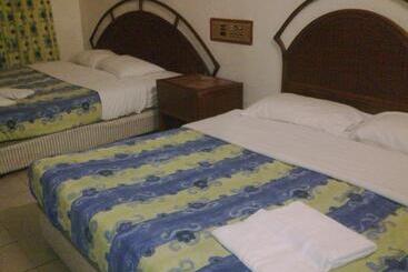 هتل Pangkor Bay View Beach Resort