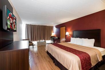 هتل Red Roof Inn Cortland