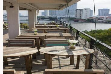 هتل Riverview Residence