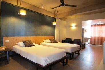 هتل Riverview Residence