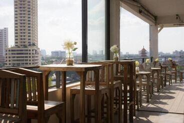 هتل Riverview Residence