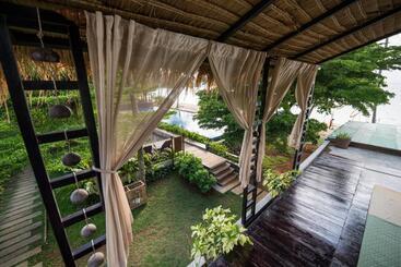 هتل Seavana Koh Mak Beach Resort