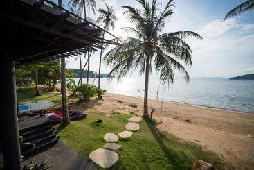 هتل Seavana Koh Mak Beach Resort