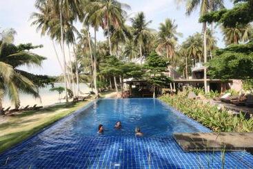 هتل Seavana Koh Mak Beach Resort